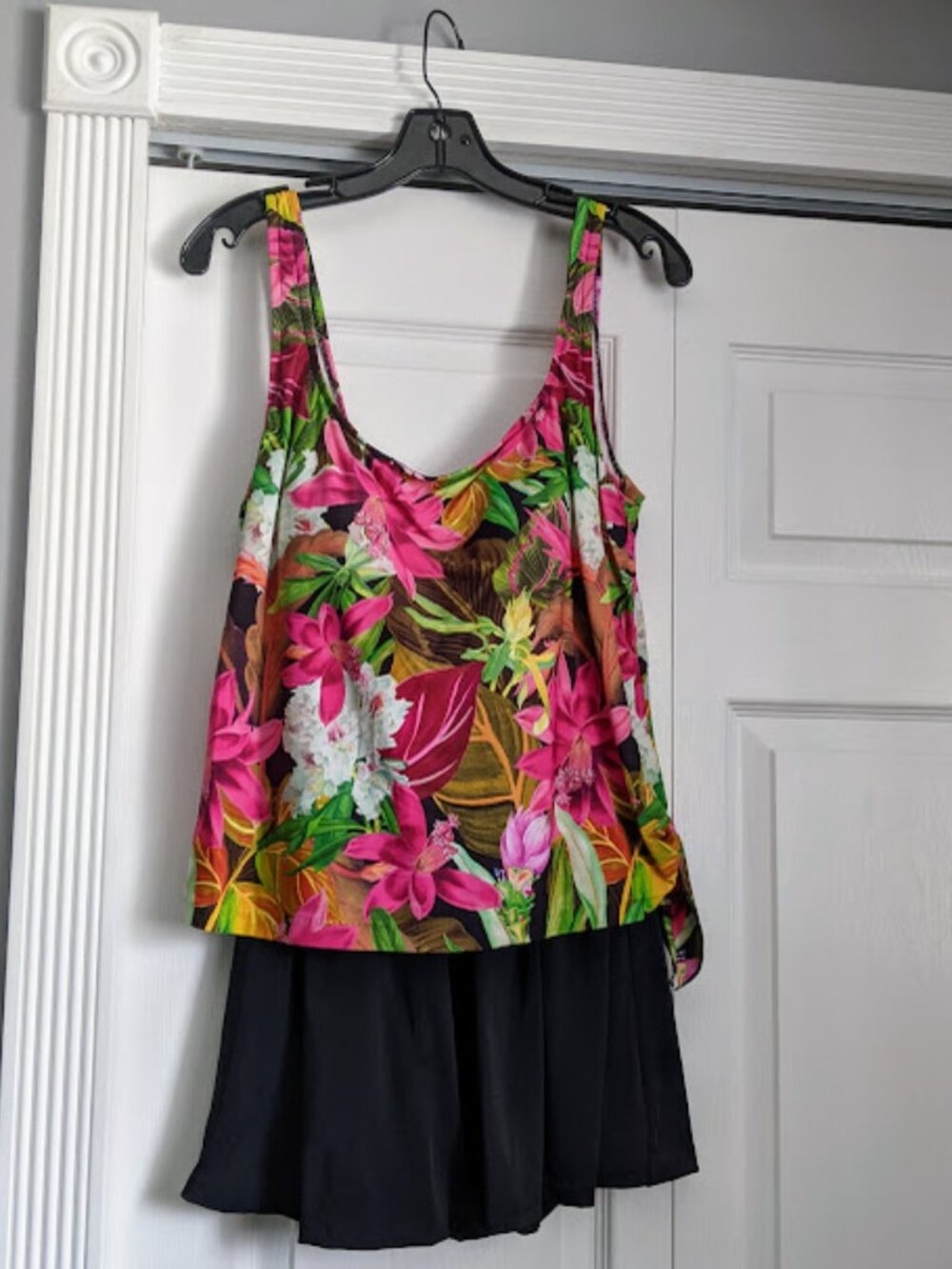 Ladies bathing suit